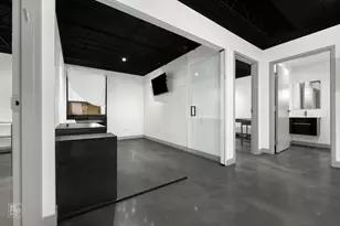 1322 W Walton St, Chicago, IL 60642 - Photo 4