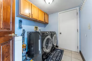 2409 Baldwin Ct, Schaumburg, IL 60193 - Photo 24