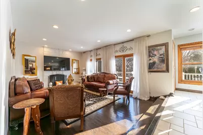 2409 Baldwin Court, Schaumburg, IL 60193 - Photo 10