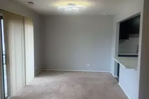 287 Pembridge Ln, Schaumburg, IL 60193 - Photo 4