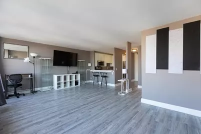 5445 N Sheridan Road #1905, Chicago, IL 60640 - Photo 4