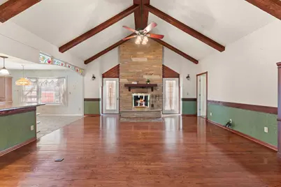 16038 E 12000N Road, Grant Park, IL 60940 - Photo 8