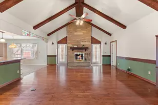 16038 E 12000N Rd, Grant Park, IL 60940 - Photo 8