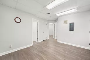 3135 W 111th St, Chicago, IL 60655 - Photo 4