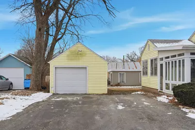1024 Avery Avenue, Dixon, IL 61021 - Photo 26