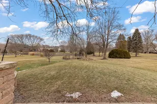 381 Prairie Knoll Dr, Naperville, IL 60565 - Photo 32