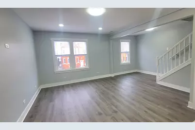 2059 N Lorel Avenue, Chicago, IL 60639 - Photo 2