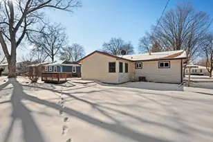 1118 Holmes Pl, Dekalb, IL 60115 - Photo 18