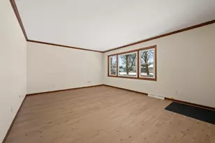 1118 Holmes Pl, Dekalb, IL 60115 - Photo 4