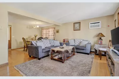 8611 W Summerdale Avenue, Chicago, IL 60656 - Photo 10