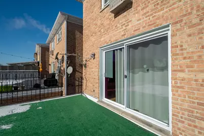8611 W Summerdale Avenue, Chicago, IL 60656 - Photo 36
