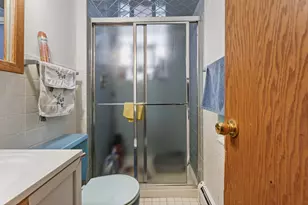 8611 W Summerdale Ave, Chicago, IL 60656 - Photo 16