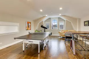 1226 W Henderson St, Chicago, IL 60657 - Photo 22