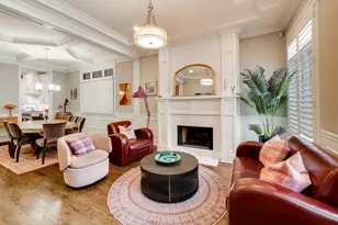 1226 W Henderson St, Chicago, IL 60657 - Photo 2