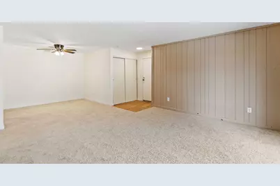 4602 W Northfox Lane #7, McHenry, IL 60050 - Photo 4