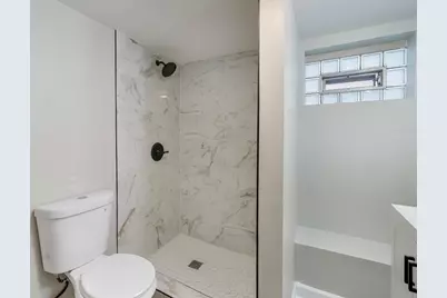 9100 S Emerald Avenue, Chicago, IL 60620 - Photo 22