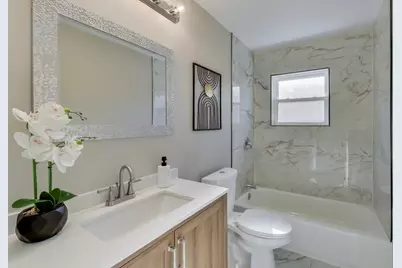 9100 S Emerald Avenue, Chicago, IL 60620 - Photo 10