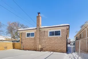 9100 S Emerald Ave, Chicago, IL 60620 - Photo 24