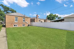 5542 S Neva Ave, Chicago, IL 60638 - Photo 22