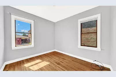5542 S Neva Avenue, Chicago, IL 60638 - Photo 12