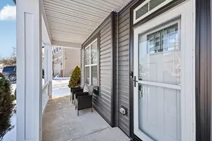 1017 Misty Brook Ln, Joliet, IL 60432 - Photo 2