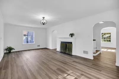 1212 W Healey Street, Champaign, IL 61821 - Photo 10