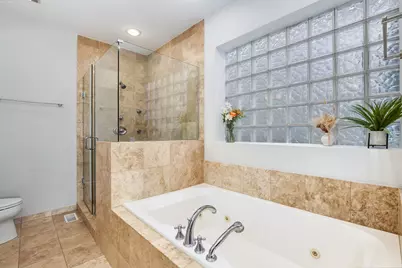 1251 N Bosworth Avenue #3, Chicago, IL 60642 - Photo 24