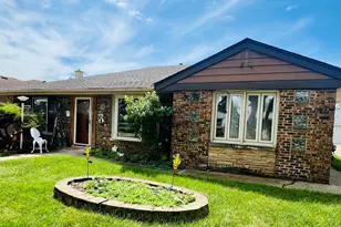 2334 S 10th Ave, North Riverside, IL 60546 - Photo 2