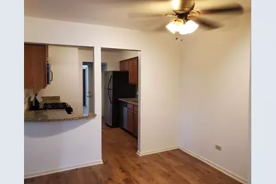 833 Village Quarter Road #G4, West Dundee, IL 60118 - Photo 4