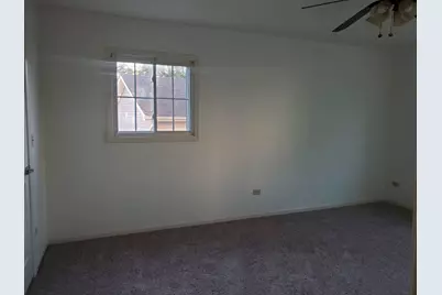 833 Village Quarter Road #G4, West Dundee, IL 60118 - Photo 14