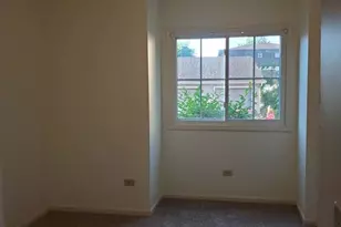 833 Village Quarter Rd, West Dundee, IL 60118 - Photo 10