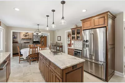 14237 Ashford Court, Orland Park, IL 60467 - Photo 6