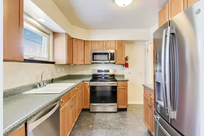 7441 Lyons Street, Morton Grove, IL 60053 - Photo 6