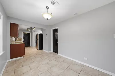 6833 S Maplewood Avenue, Chicago, IL 60629 - Photo 8