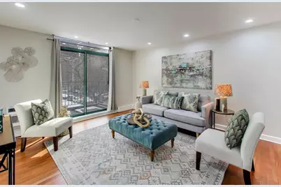 3900 N Pine Grove Avenue #301, Chicago, IL 60613 - Photo 4