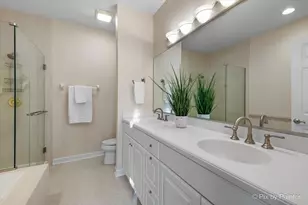 4319 Canterbury Ct, Saint Charles, IL 60174 - Photo 22