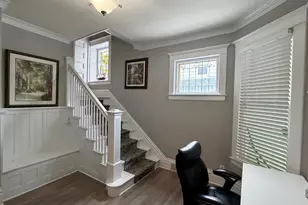 500 Barrett St, Elgin, IL 60120 - Photo 20