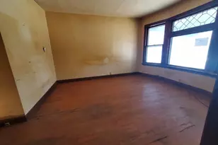 935 19th St, Rock Island, IL 61201 - Photo 4