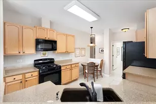 [Address not provided], Naperville, IL 60564 - Photo 16