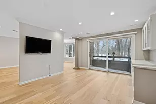 [Address not provided], Hinsdale, IL 60521 - Photo 6