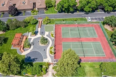 1401 Burr Oak Road #105B, Hinsdale, IL 60521 - Photo 20