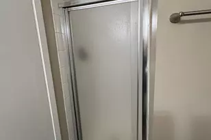 201 N Waters Edge Dr, Glendale Heights, IL 60139 - Photo 10