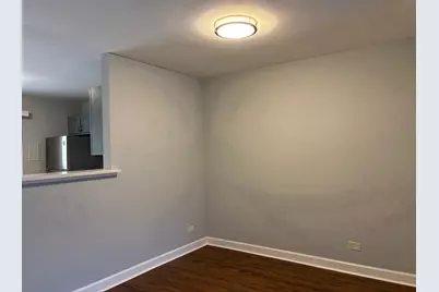 201 N Waters Edge Drive #101, Glendale Heights, IL 60139 - Photo 4