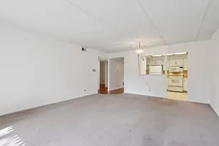 920 Vose Dr, Gurnee, IL 60031 - Photo 12