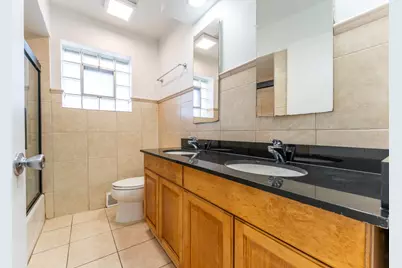 5800 W Foster Avenue, Chicago, IL 60630 - Photo 8