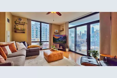 435 W Erie Street #1002, Chicago, IL 60654 - Photo 2