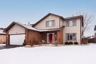 751 Garth Rd, Wheeling, IL 60090 - Photo 1