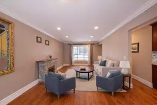 751 Garth Rd, Wheeling, IL 60090 - Photo 6