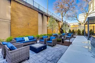 3950 N Lake Shore Dr, Chicago, IL 60613 - Photo 24