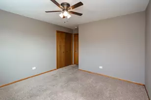 7840 Cronin Ave, Justice, IL 60458 - Photo 24